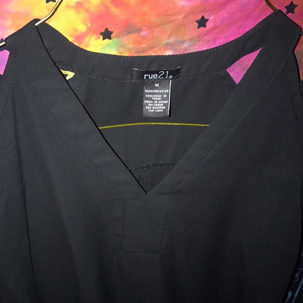 Chic blouse - Picture 3 of 6